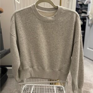 Abercrombie & Fitch Essential Sweatshirt in XXS